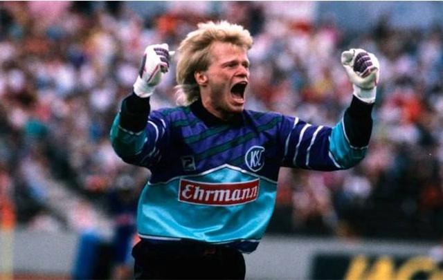 着潮流与职 着潮流与职