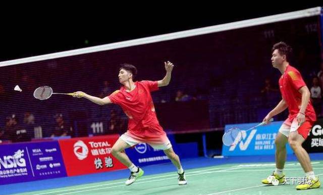 当身份光环 当身份光环